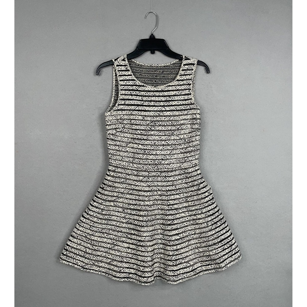 Parker Dress Womens Small Black White Silk Fit Flare Sleeveless Mini Party NYE